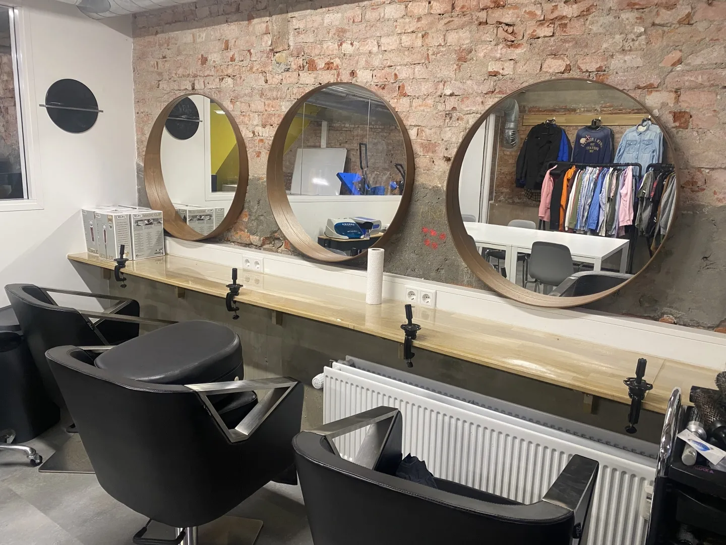 Rochussenstraat 355 - Kappersruimte