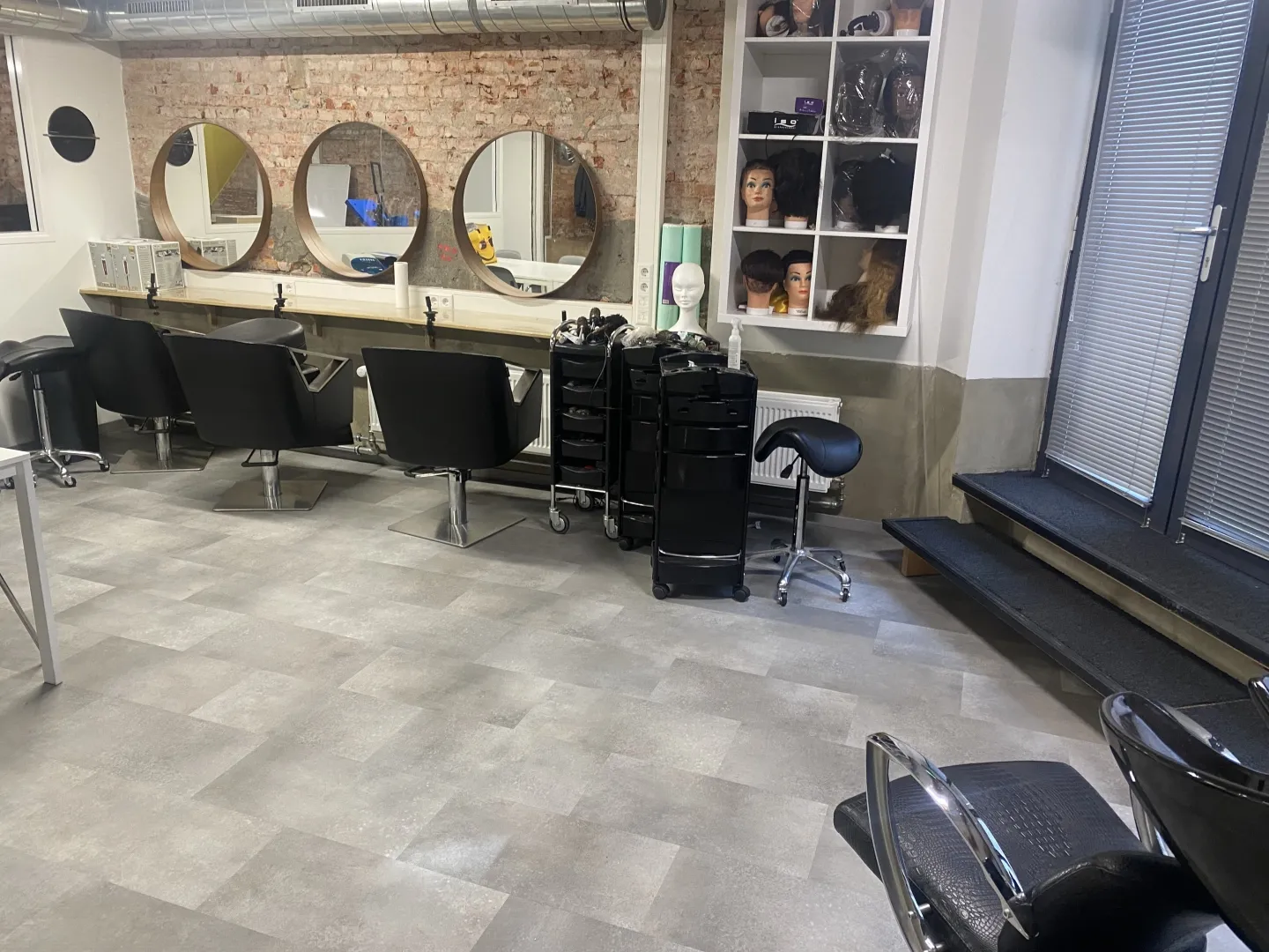 Rochussenstraat 355 - Kappersruimte