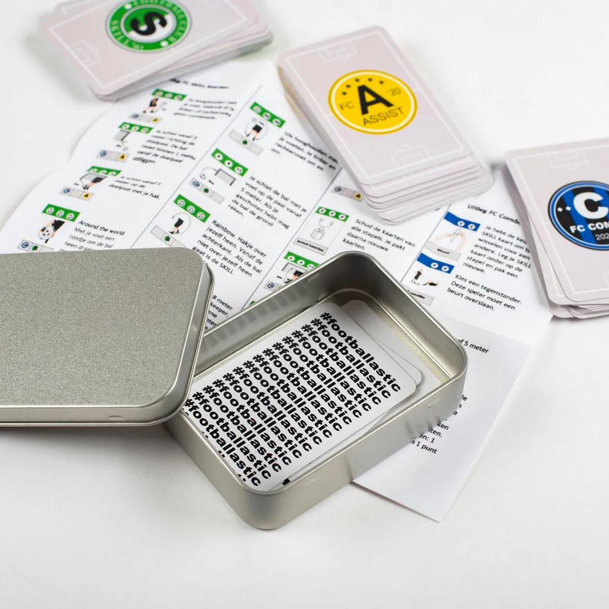 Footballastic - Kaartspel - camping - voetbal - buiten spelen